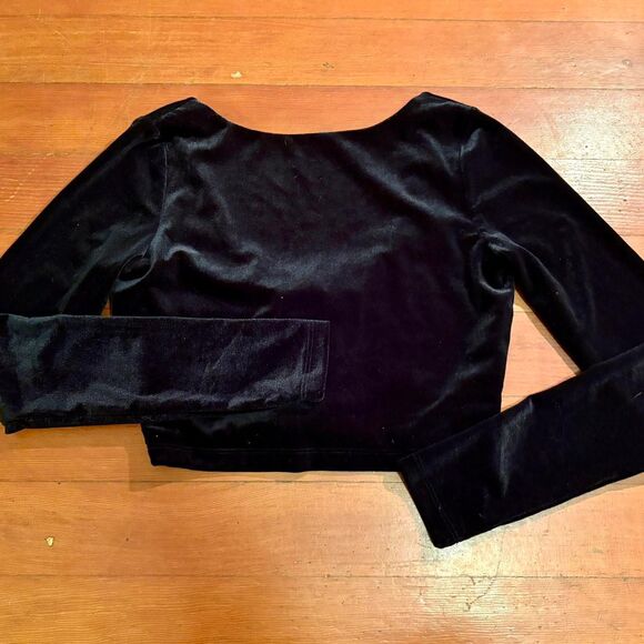 Susana Monaco Women's Black Velvet Long Sleeve Crop-top - Picture 1 of 3